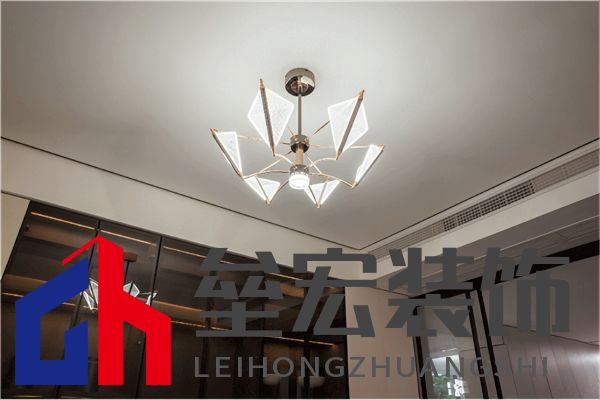 武大靖的冠軍新家燈光原來(lái)有這么多細(xì)節(jié)，華藝照明是怎么做到的