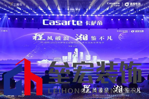△苗族鼓舞非遺文化傳承人、新·民族音樂(lè)人 阿朵