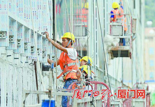 廈門(mén)裝修散工_廈門(mén)廠房裝修施工隊(duì)_廈門(mén)工廠地面裝修