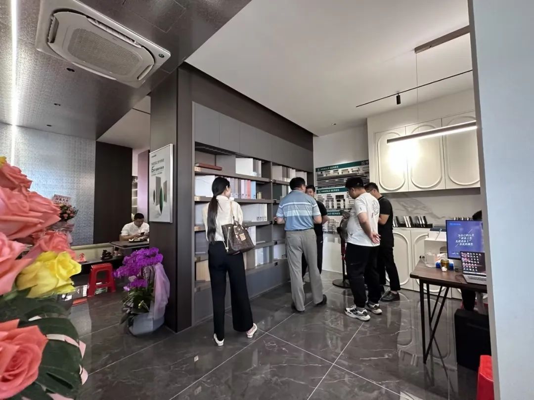 廈門裝修材料批發(fā)市場(chǎng)_廈門裝飾材料市場(chǎng)_廈門裝飾建材市場(chǎng)